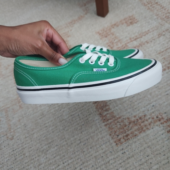 🔥 SOLD Vans Authentic 44 DX Classic Low Tops - Picture 5 of 9